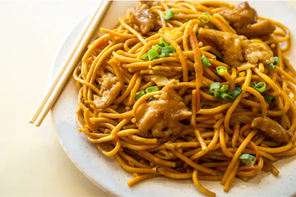 Chicken Lo Mein