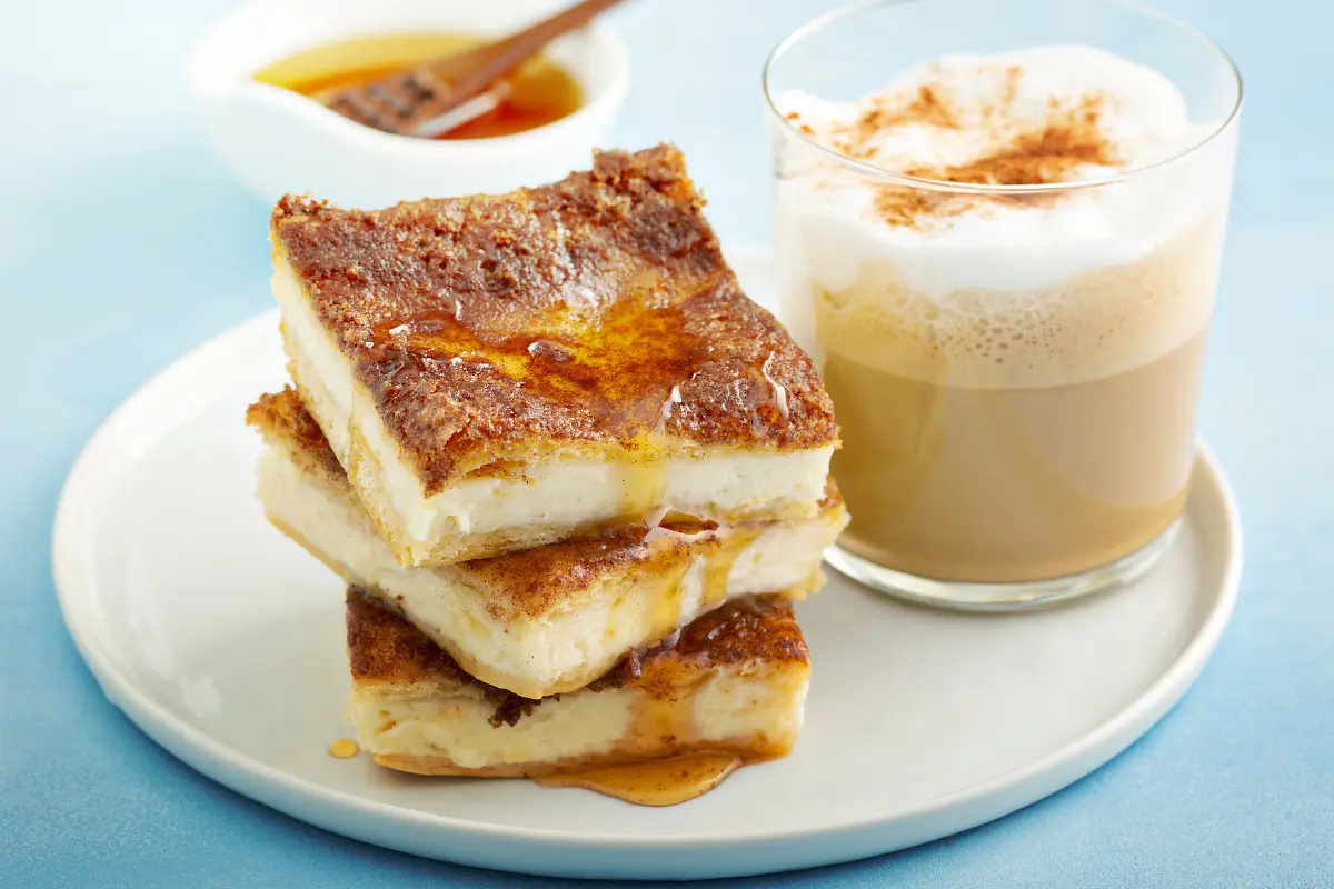 Churro Cheesecake Bars